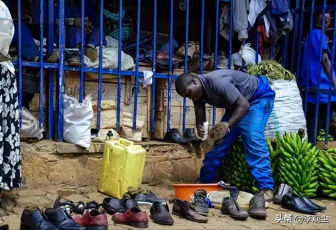 需求进入爆发期中国企业该如何抢市场？AYX爱游戏非洲暗藏55年红利！市场(图5)