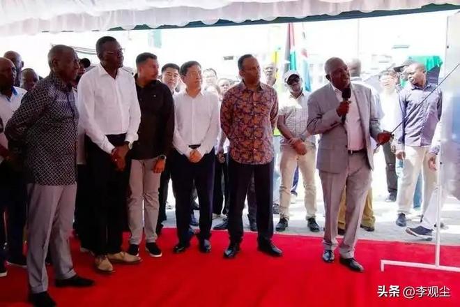 需求进入爆发期中国企业该如何抢市场？AYX爱游戏非洲暗藏55年红利！市场(图7)