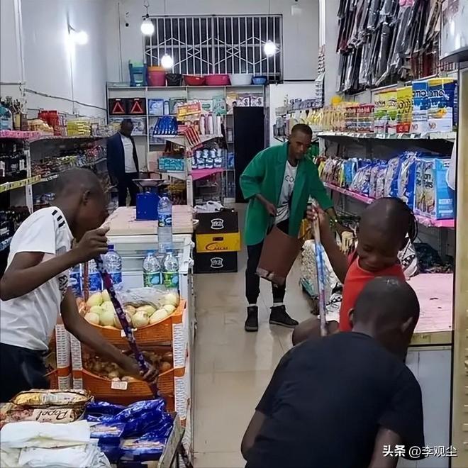 需求进入爆发期中国企业该如何抢市场？AYX爱游戏非洲暗藏55年红利！市场(图12)